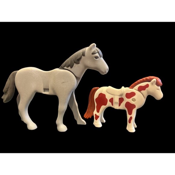 2000s Playmobil Lot of 2 Horses, Brown & White Shetland Pony & Gray Adult Horse - Picture 1 of 4